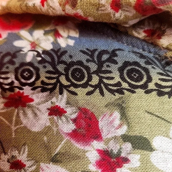 NWOT Cellabie full zip quilted patchwork hooded jacket  Size Large - Picture 5 of 7